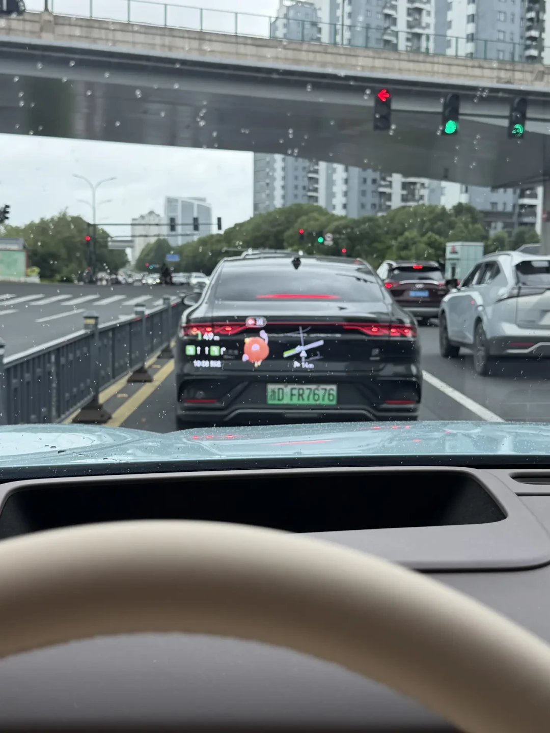 ADS5推送满月:逆行、偏左、走错路,问题基本集中在三类路,跑长途前先收好这份红线清单