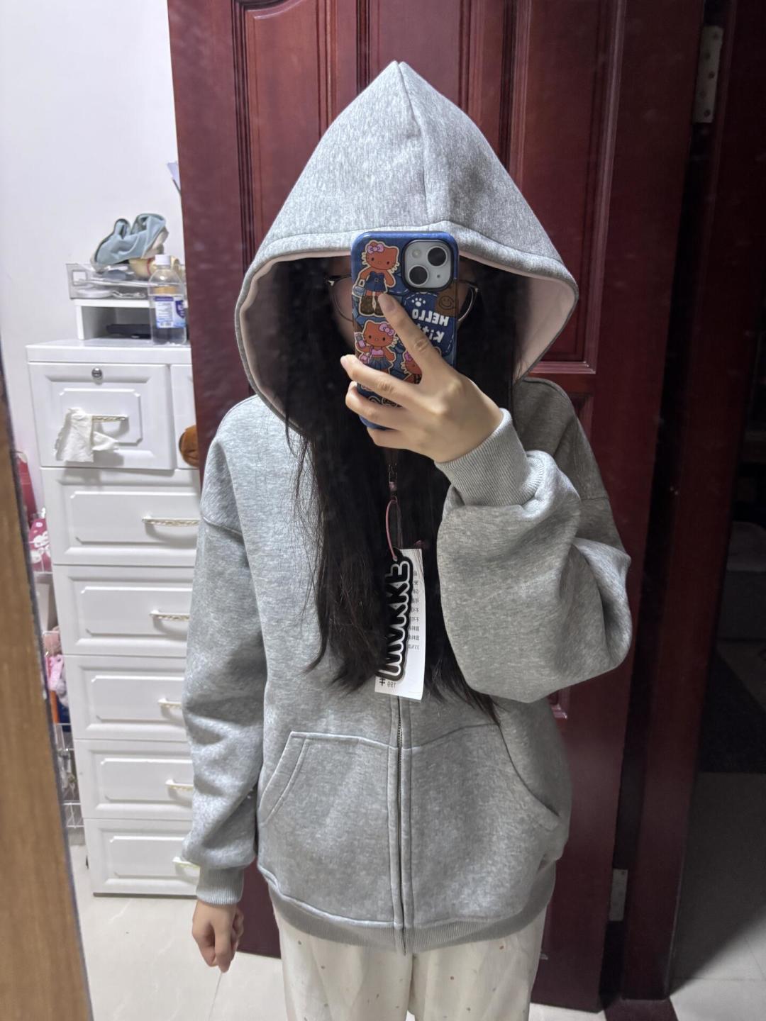 早秋第一件美式卫衣:看完10个品牌的克重,