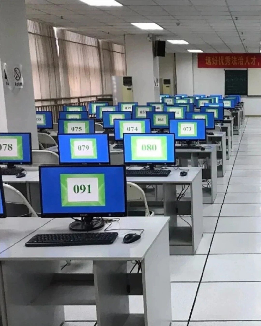 环球网校的中级经济师万人模考免费开考:看诊断报告,别只看分数
