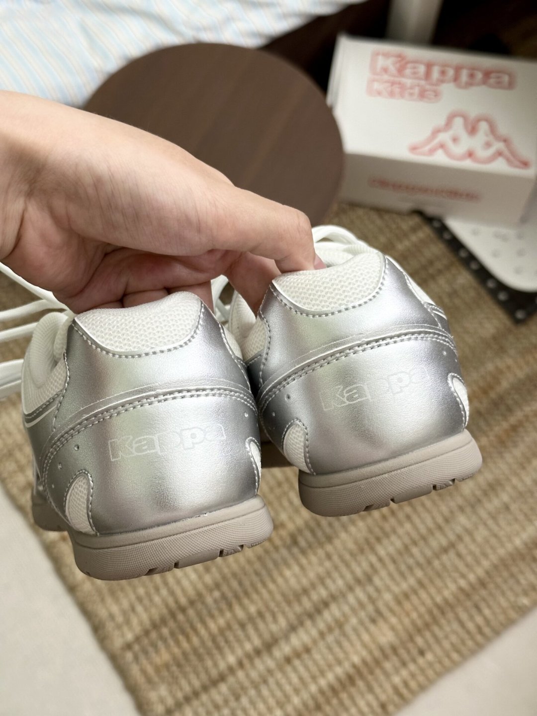 开学季被频繁讨论的Kappa Kids,是「山寨卡帕」吗?翻完财报和真实评价,我知道该花多少钱了