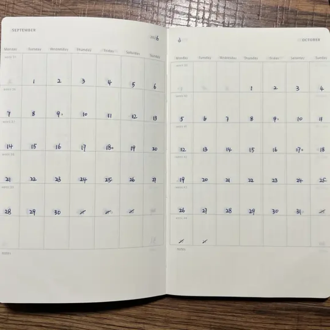 Moleskine日程本跌到16元一本,翻完手帐圈8月的捡漏现场,我搞懂了到底什么值得买