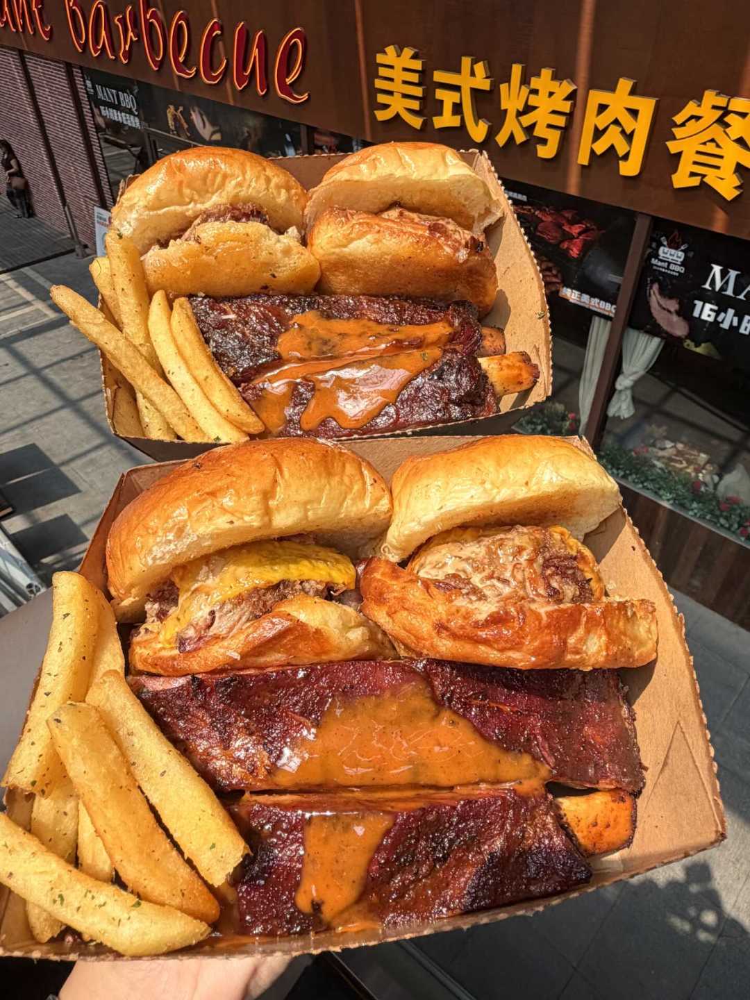 美式烤肉没流行起来是因为“太贵”？想自己搞烟熏慢烤，先算清这笔装备账