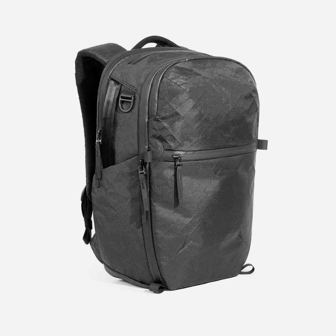 Aer通勤包怎么选:对完20多条真实反馈,City Pack 2、City Pack Pro 2、Day Pack 3的差异一次说清