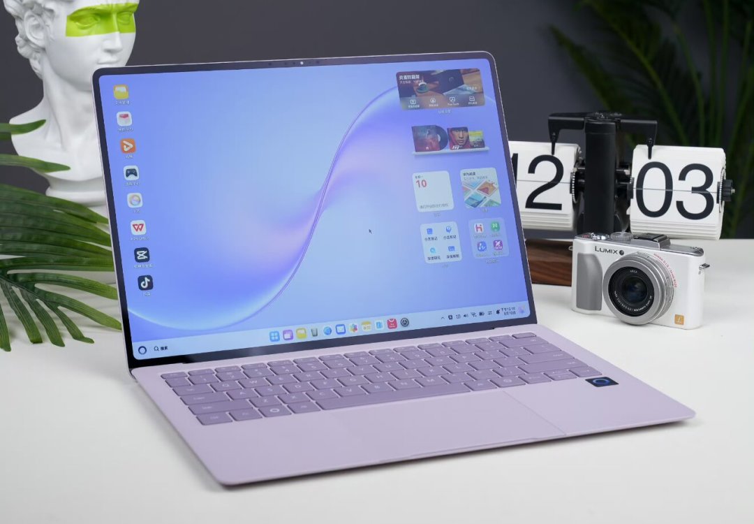 鸿蒙电脑首销10天口碑两极：6375元的MateBook Pro S，大学新生能当主力机吗？
