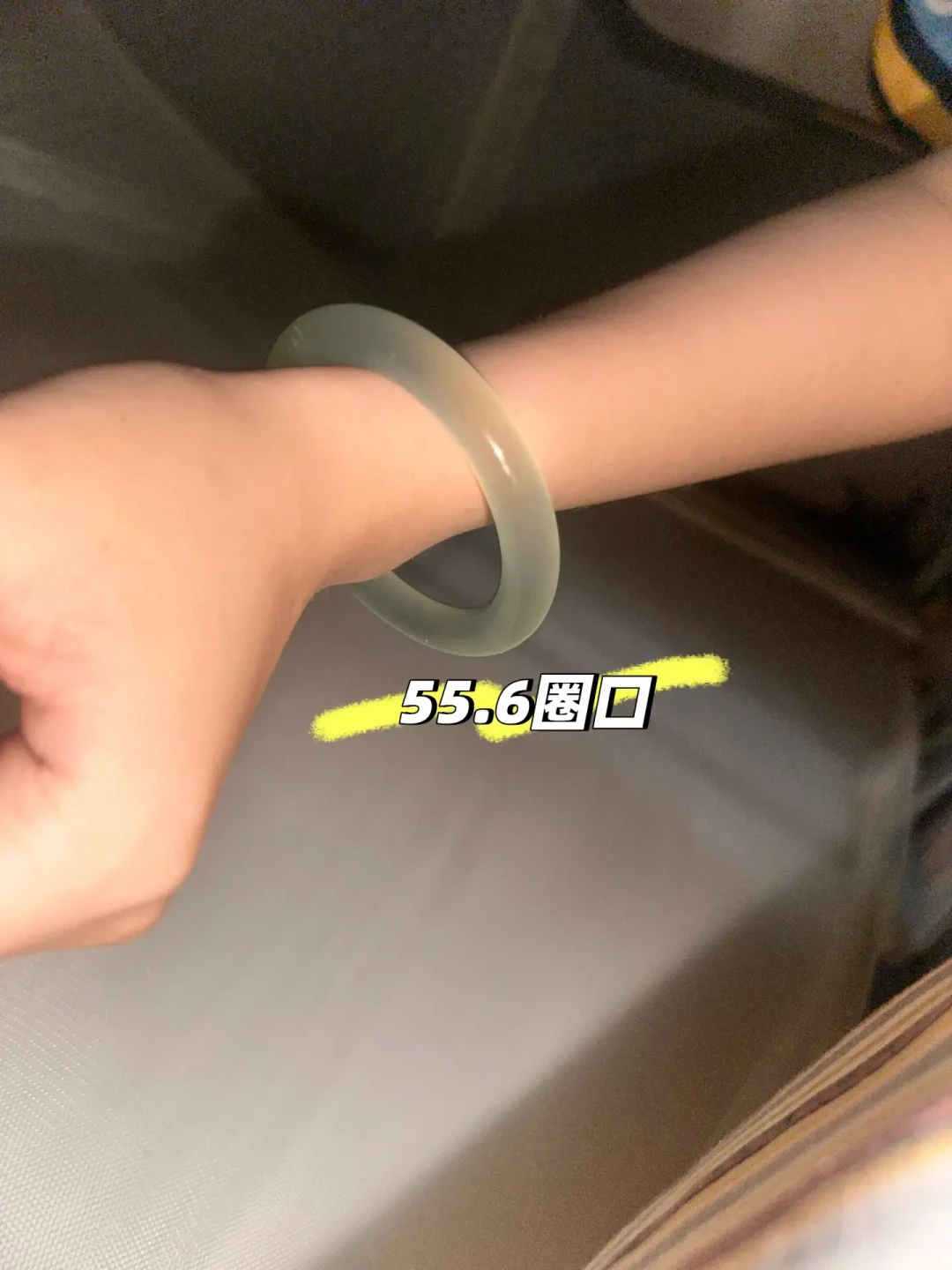 戴了13年玉镯,胖了26斤取不下来:我把全网流传的取镯方法整理了一遍,建议按这个顺序来