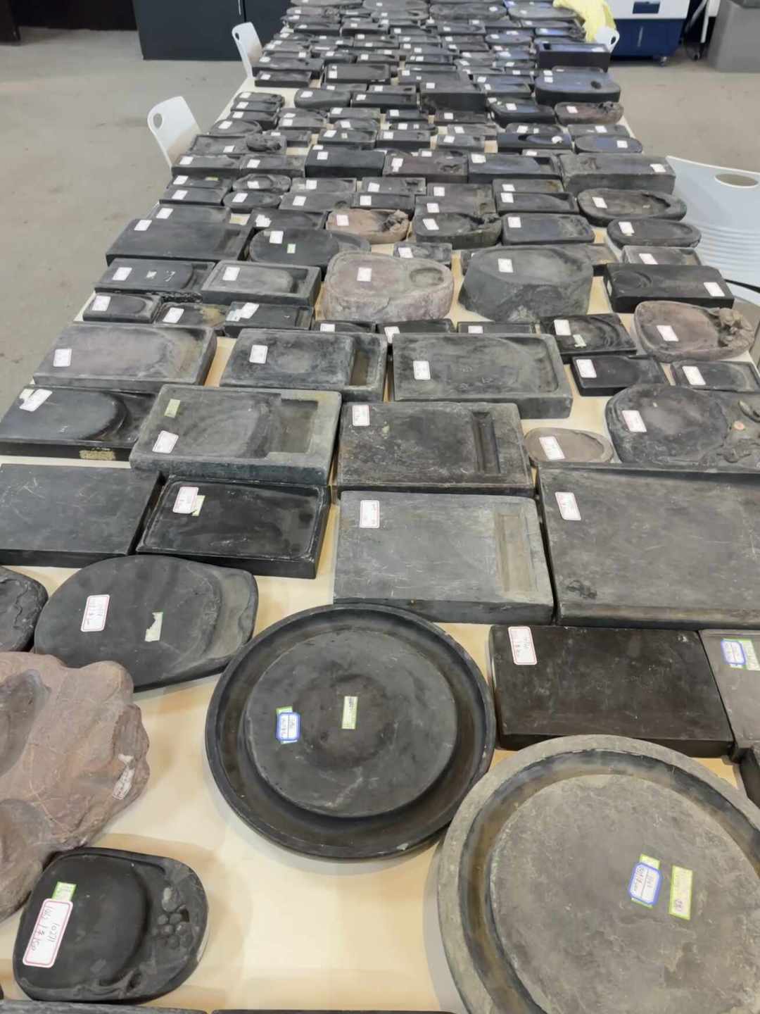 都说砚台没人玩了,铭文砚却屡破纪录:这个市场不是降温,是分层