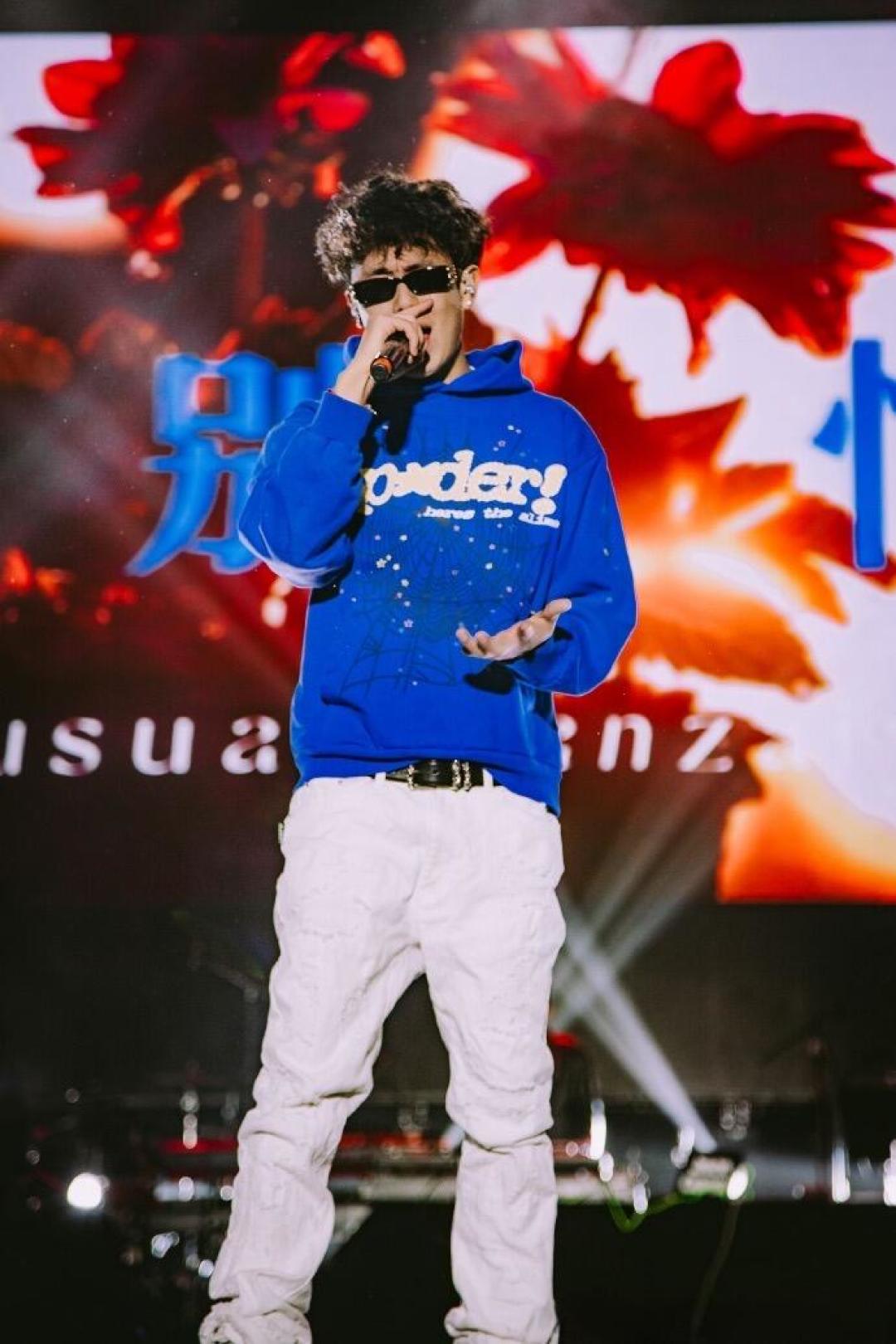 2026年看诺米得去夜店了：商演门票不是票，是卡座低消——值不值、怎么蹲，一次说清