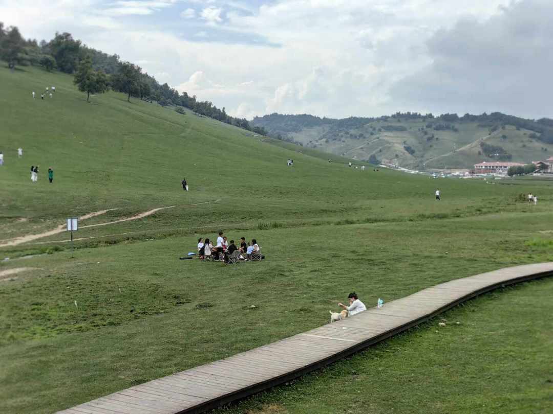 河南“错峰休假”新政刷屏两天就撤回：“错峰旅行”最大的误会，是以为谁都能错峰