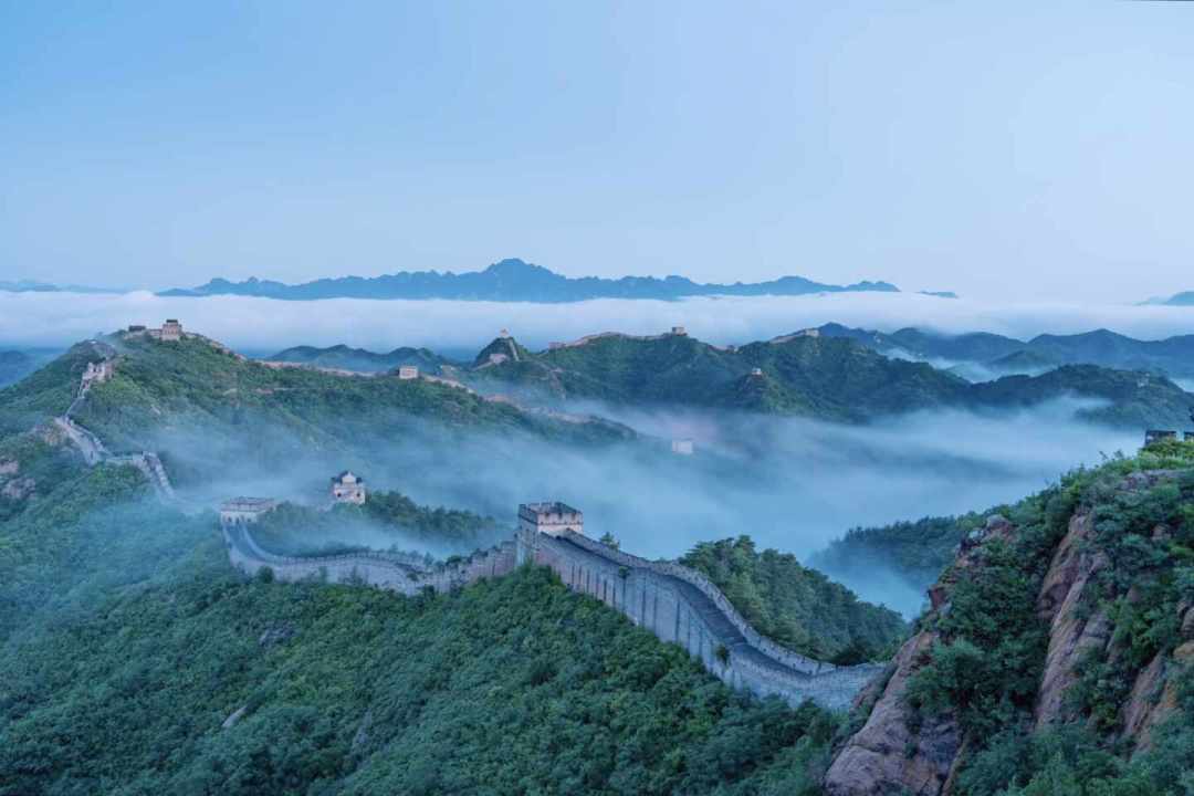金山岭长城雨后云海再现,8月已出现4次:追云海前,先搞懂看天、选机位、算时间