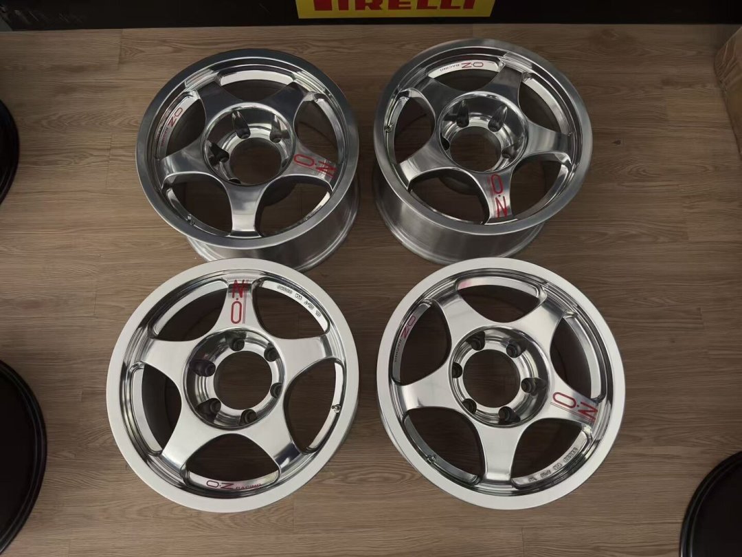 iCAR V27换轮毂有多难？5×108刁钻孔距下，成品几乎只剩OZ Rally Racing