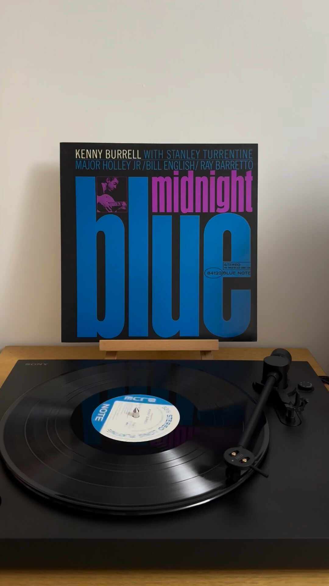 Blue Note出了批100多元一张的黑胶:Essential、Classic、Tone Poet,到底怎么选