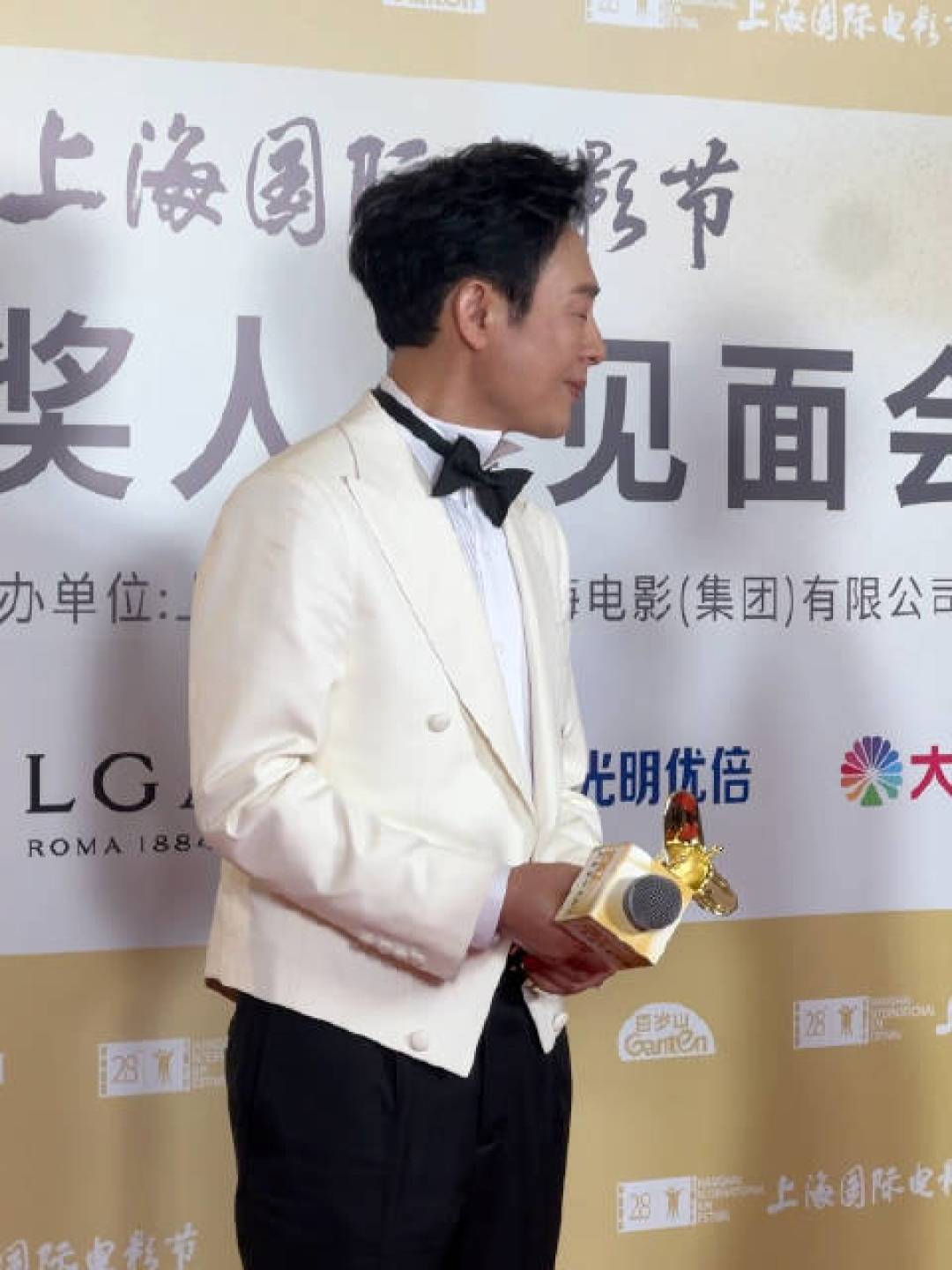 金爵奖三部获奖片走上院线:《燃烧吧!爸爸》定档9月5日,张颂文影帝片只差官宣