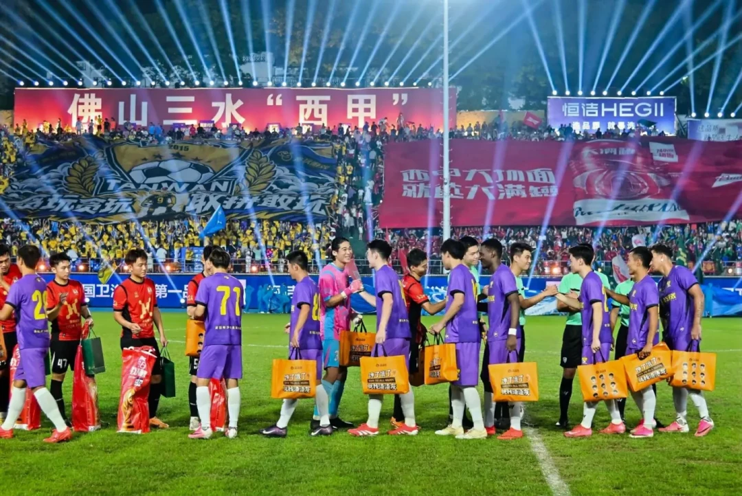 《功夫》“裁缝佬”年过八旬在佛山打铁线拳:黄飞鸿不是创始人,铁环也不是武器