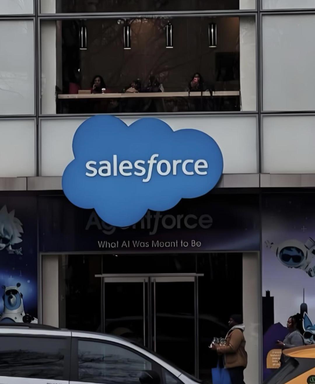 Salesforce这周三晚财报:营收涨13%、股价年内跌超30%,