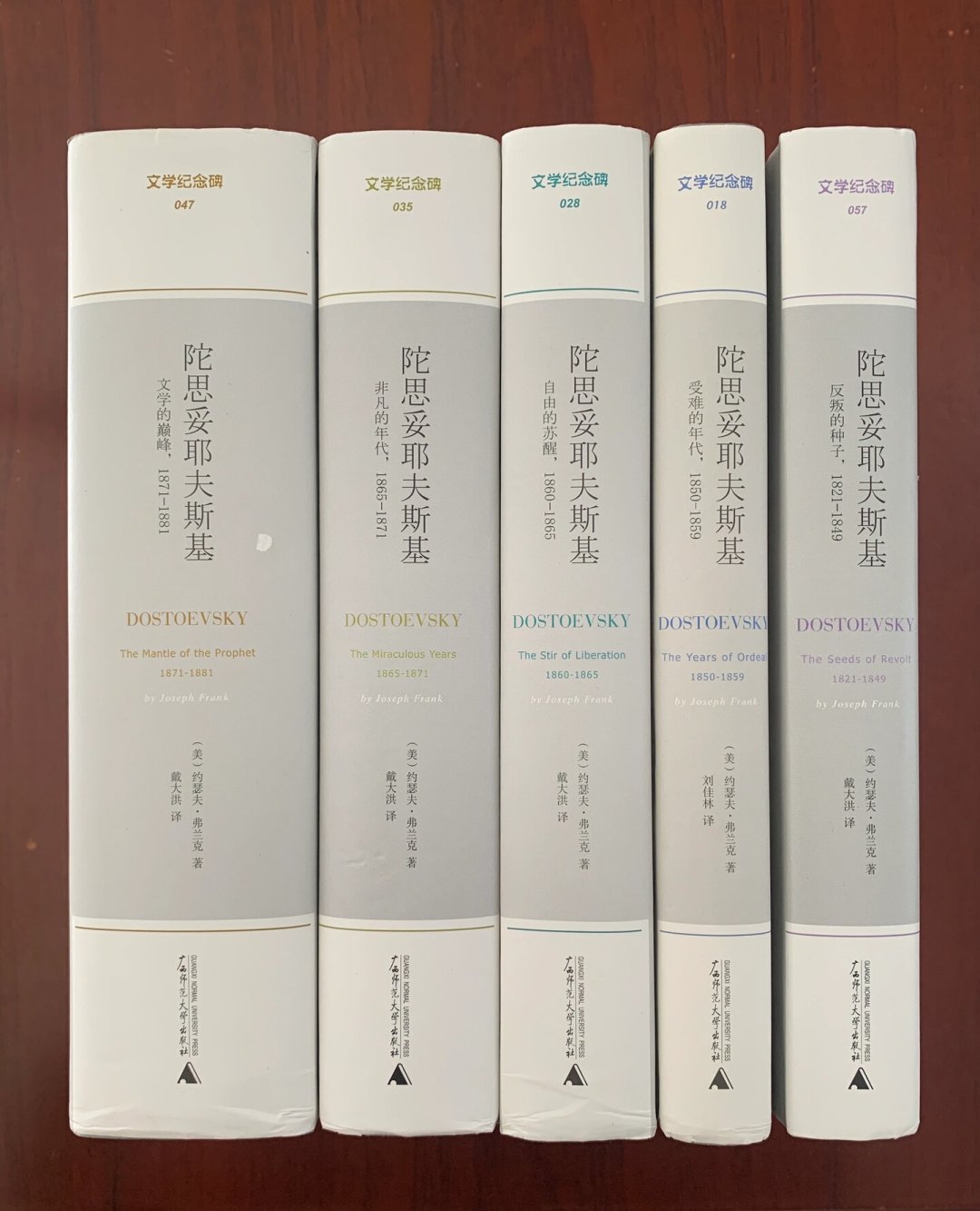 文学纪念碑在上海书展被买空:这6本畅销新书,现在补还是等打折?
