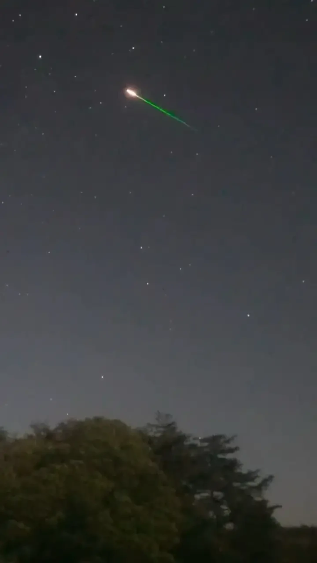 明年宝瓶座η流星雨撞上朔月！我把今年剩下流星雨的月相全算了一遍，最该熬夜的是12月14日
