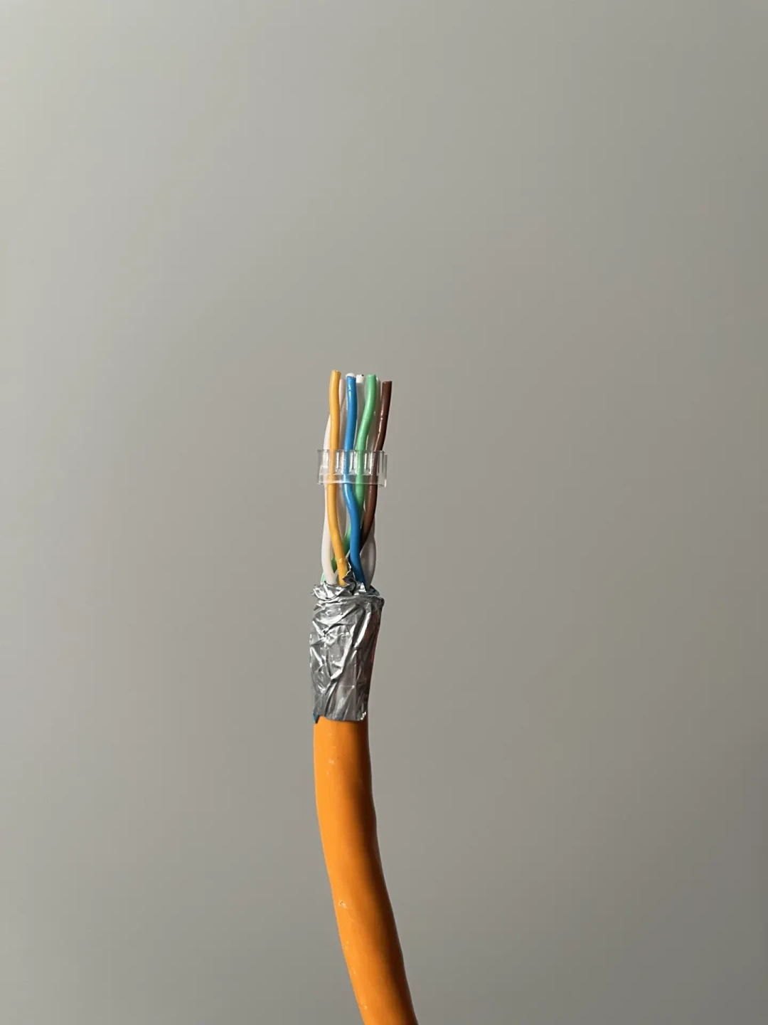 装修布线是一次性的:七类线真不用买,光纤一定要顺便拉,水电交底前把这5件事定了