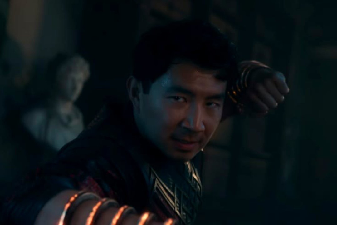 《复联5》12月18日上映，《尚气》要不要补？我把全网讨论整理成了一个判断