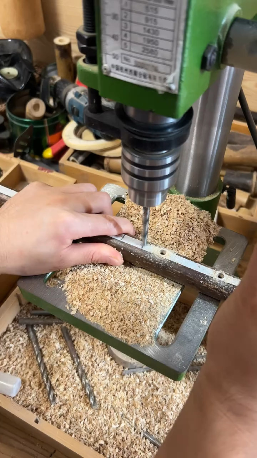 第一支箫,两百元左右就够了?翻了几十条咨询帖和评论区,3个共识、1个分歧、3类坑先说清