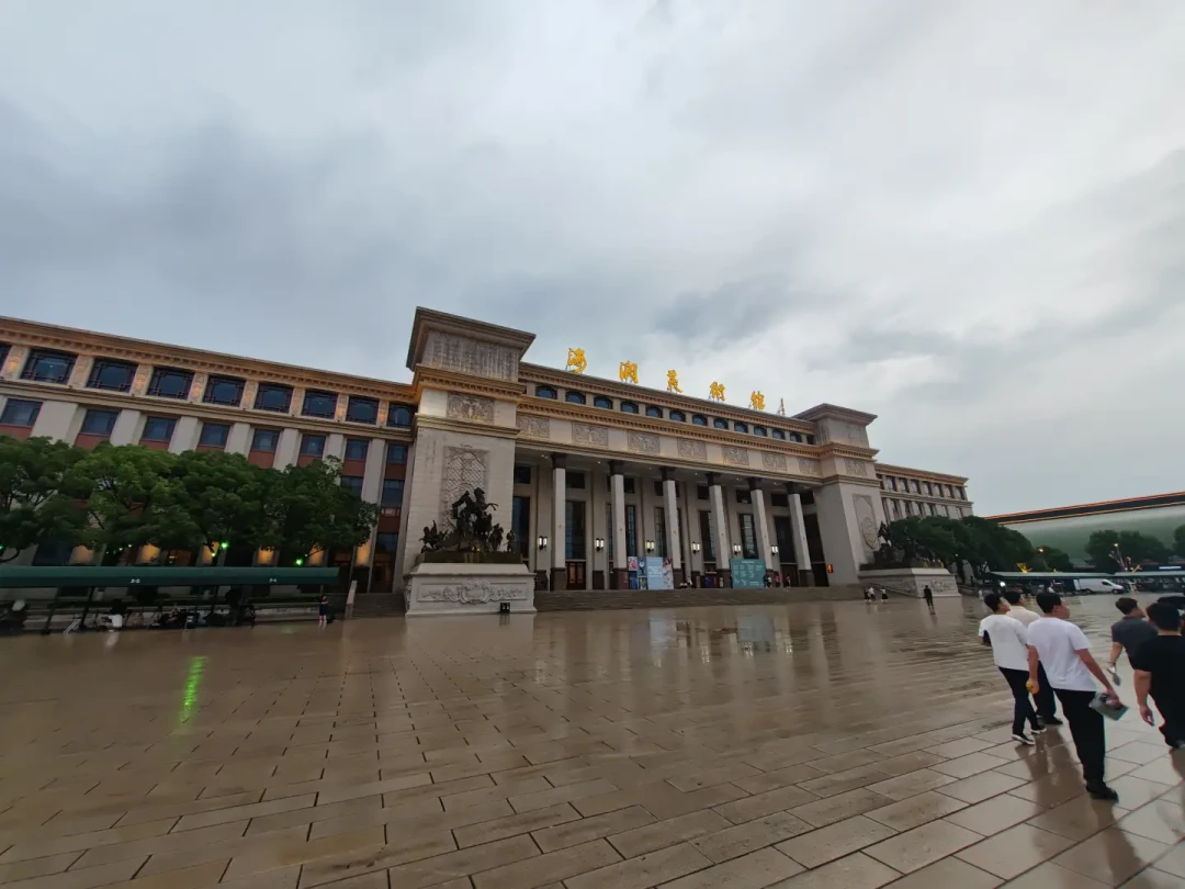 唐艺大舞台值得去现场吗?龙之梦、飞马水城两大据点,排期、花费、坑点一次说清