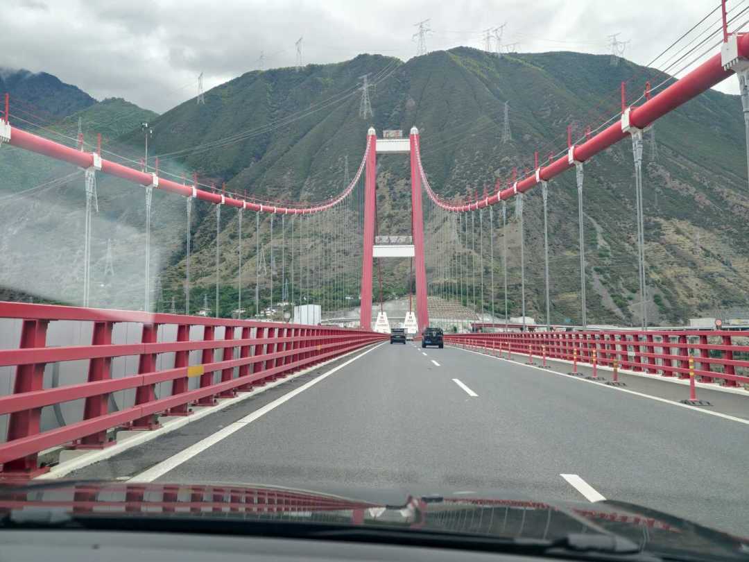 1200斤西瓜、绿通、净赚2000多元:这笔“边赚边朝圣”的账拆开算,三笔账里只有一笔能抄