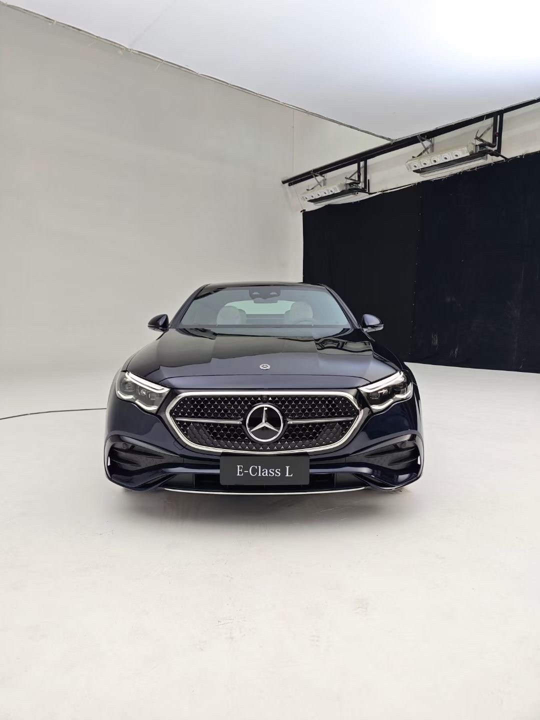 56E史上首次同价混战:新A6L裸车28万、525Li 26万、E260L 28.8万,核完8月行情,三台车适合三种人