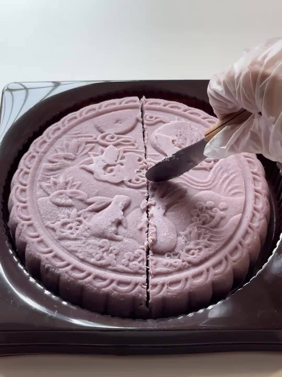 “低糖月饼”搜索量同比涨320%,但每年中秋都有人中招:别盯盒子正面,看背面这三处