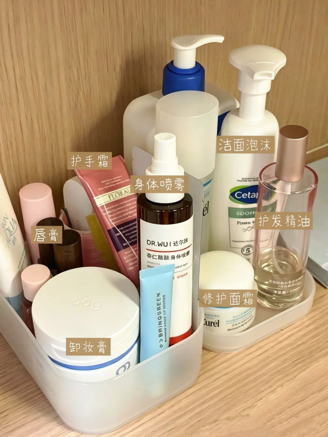 翻了40多篇军训好物帖:最火的两篇带着同一个品牌,这7样才是真共识,3样不用买