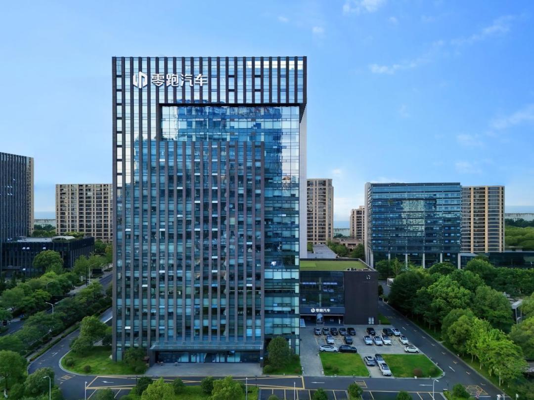 零跑9月技术发布会定档:8月底买,还是等发布会?3种人3种答案