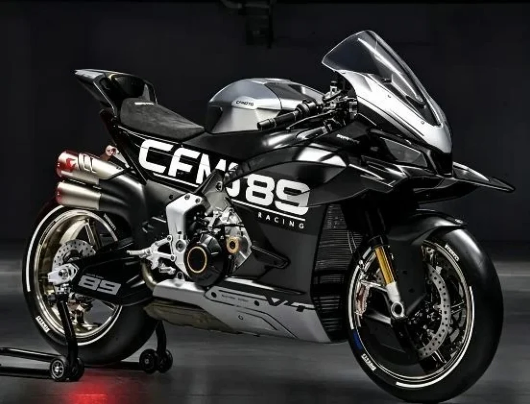春风V4领衔、宝马F450GS国内首秀：重庆摩博会还有不到一个月，这几台新车值得专门跑一趟吗