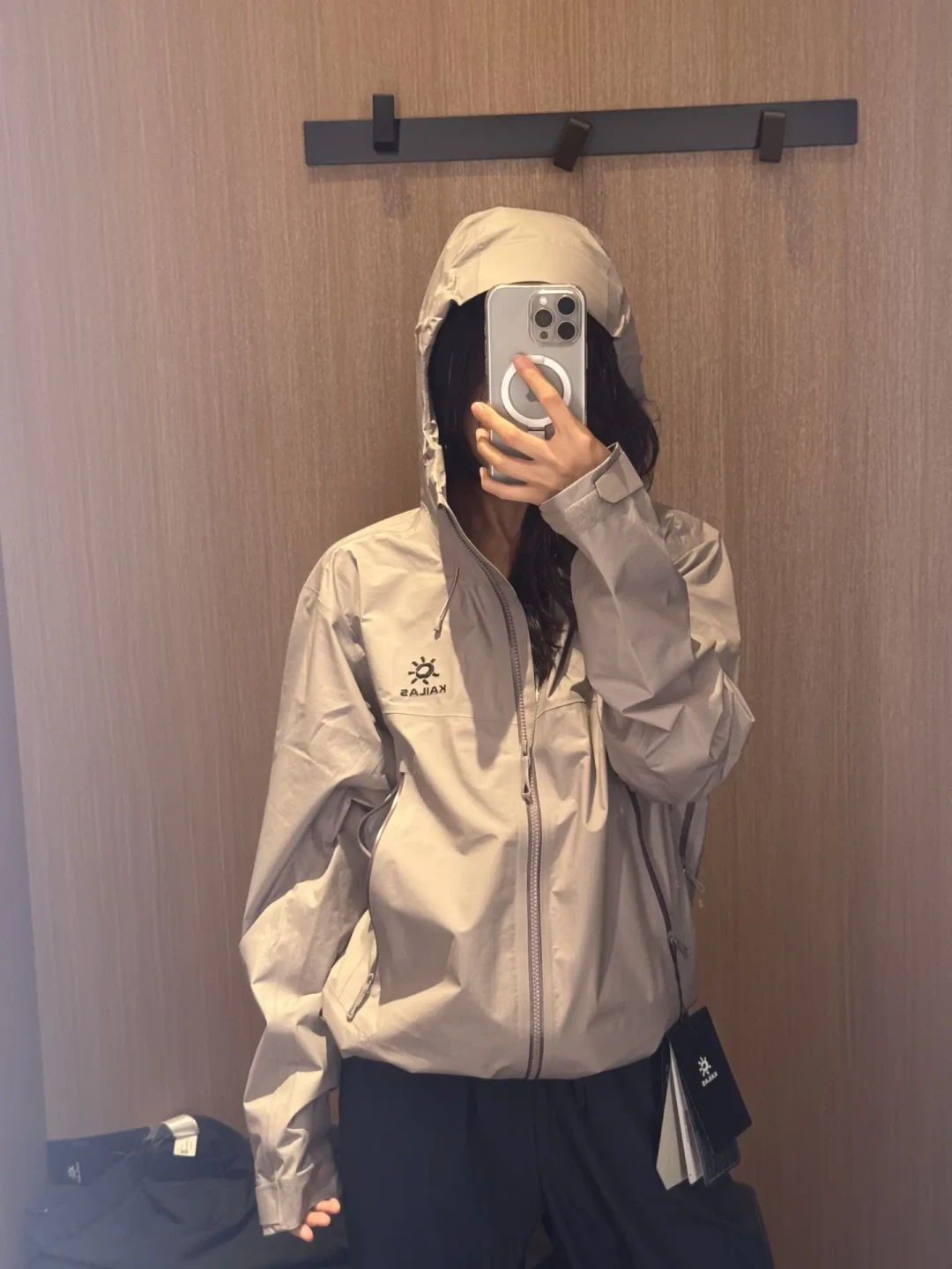 想买辛芷蕾同款博格达LT却买不到?我把全网库存、价格和定位翻完了,真就剩三条路