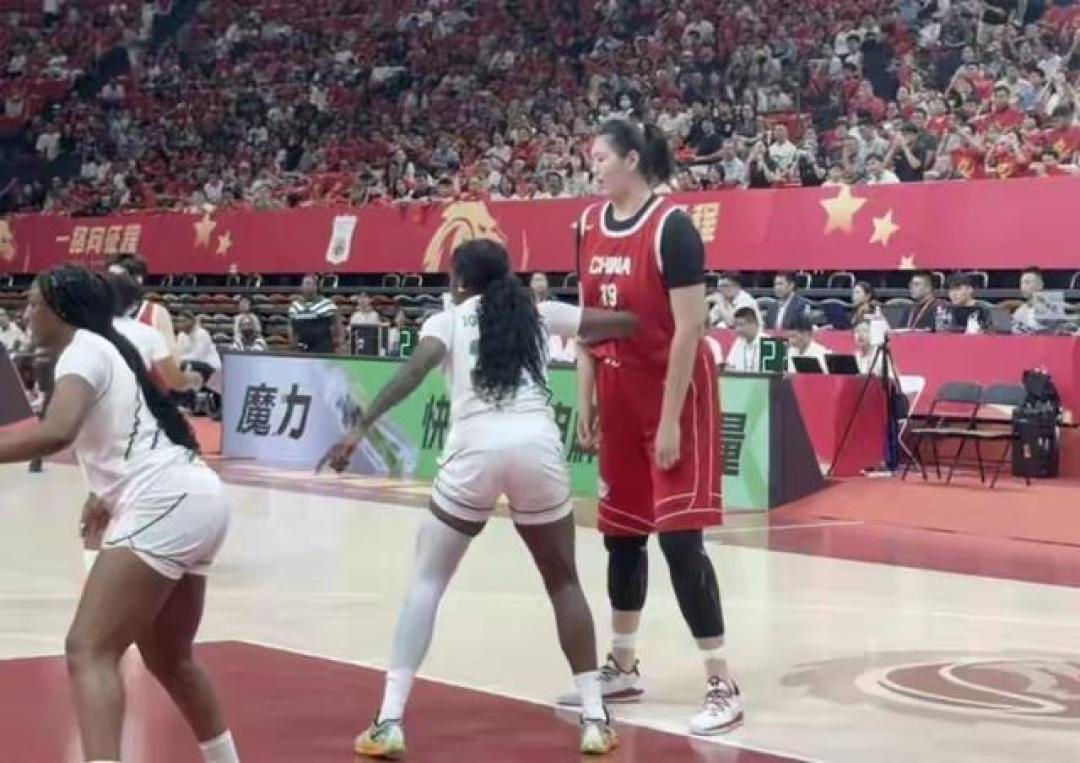 韩旭李月汝缺席亚运会,内线交给19岁的张子宇:4条热身数据线先看底子,两个账算清再定期待