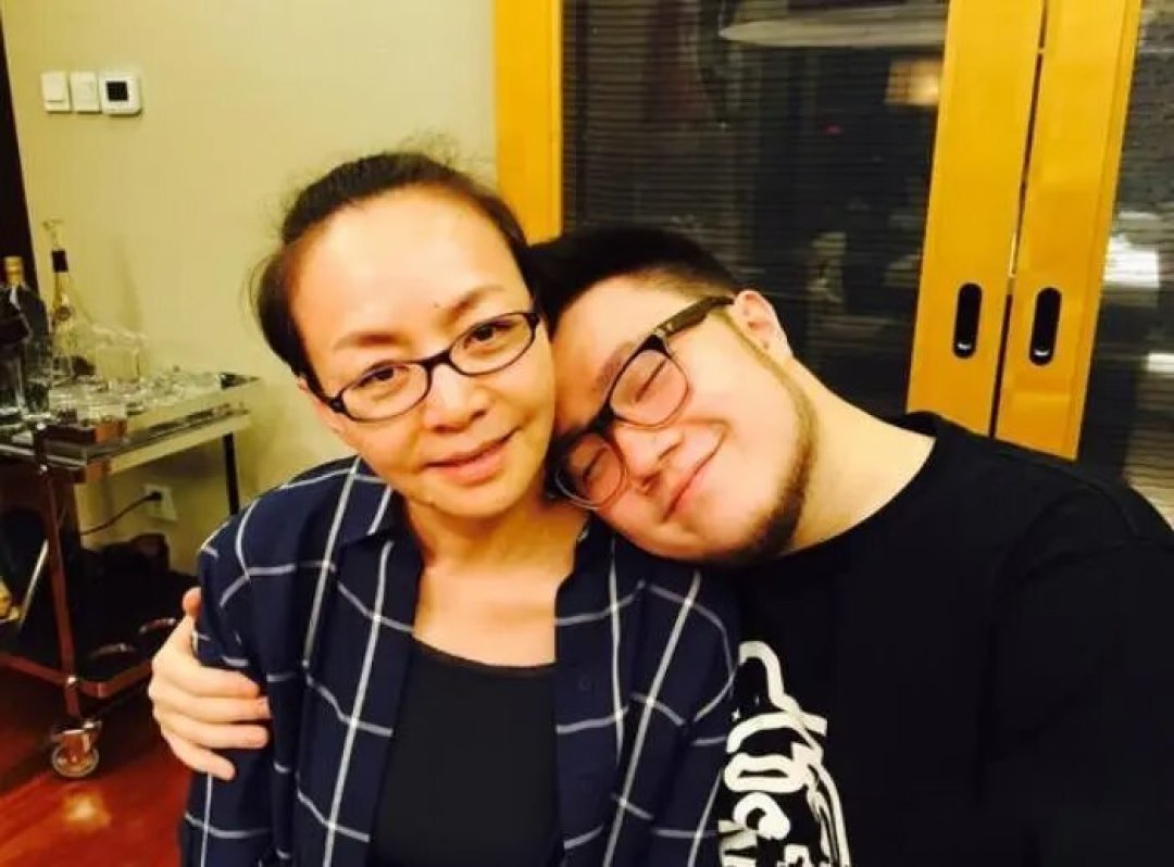 宋丹丹“12亿信托”上热搜,小Lin的观众在评论区吵起来了:家族信托到底是什么、不是什么