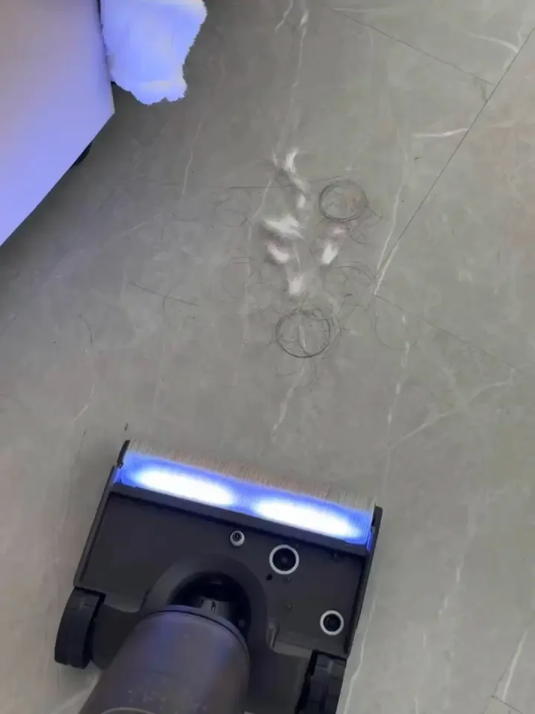 都说380℃高温蒸汽，真正到地面的可能不到70℃：蒸汽洗地机跌进1500元档，买前先把这3个数弄明白