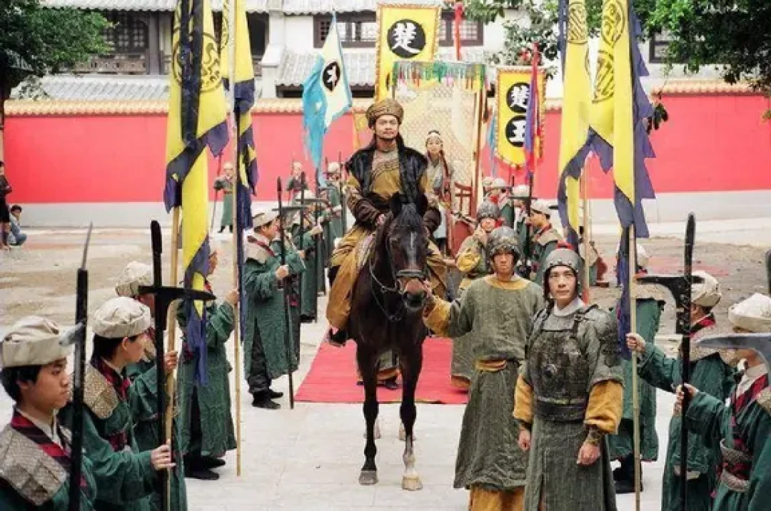 乔峰和张无忌谁更强,吵了20多年:翻遍全网各派王牌后,发现他们吵的根本不是同一件事