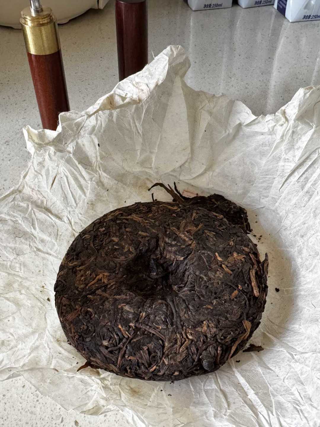 有的茶存10年变宝,有的茶存10年变垃圾:“越陈越香”的4个硬前提,少一个都白存