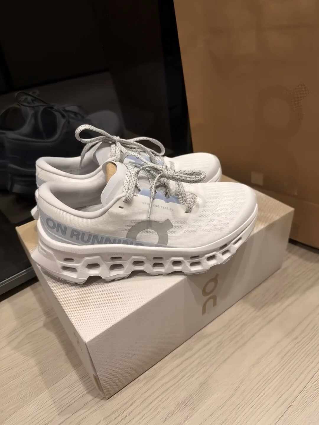 买昂跑的人大多不跑步:把20多个鞋款按场景排完,真值得掏钱的就这几双
