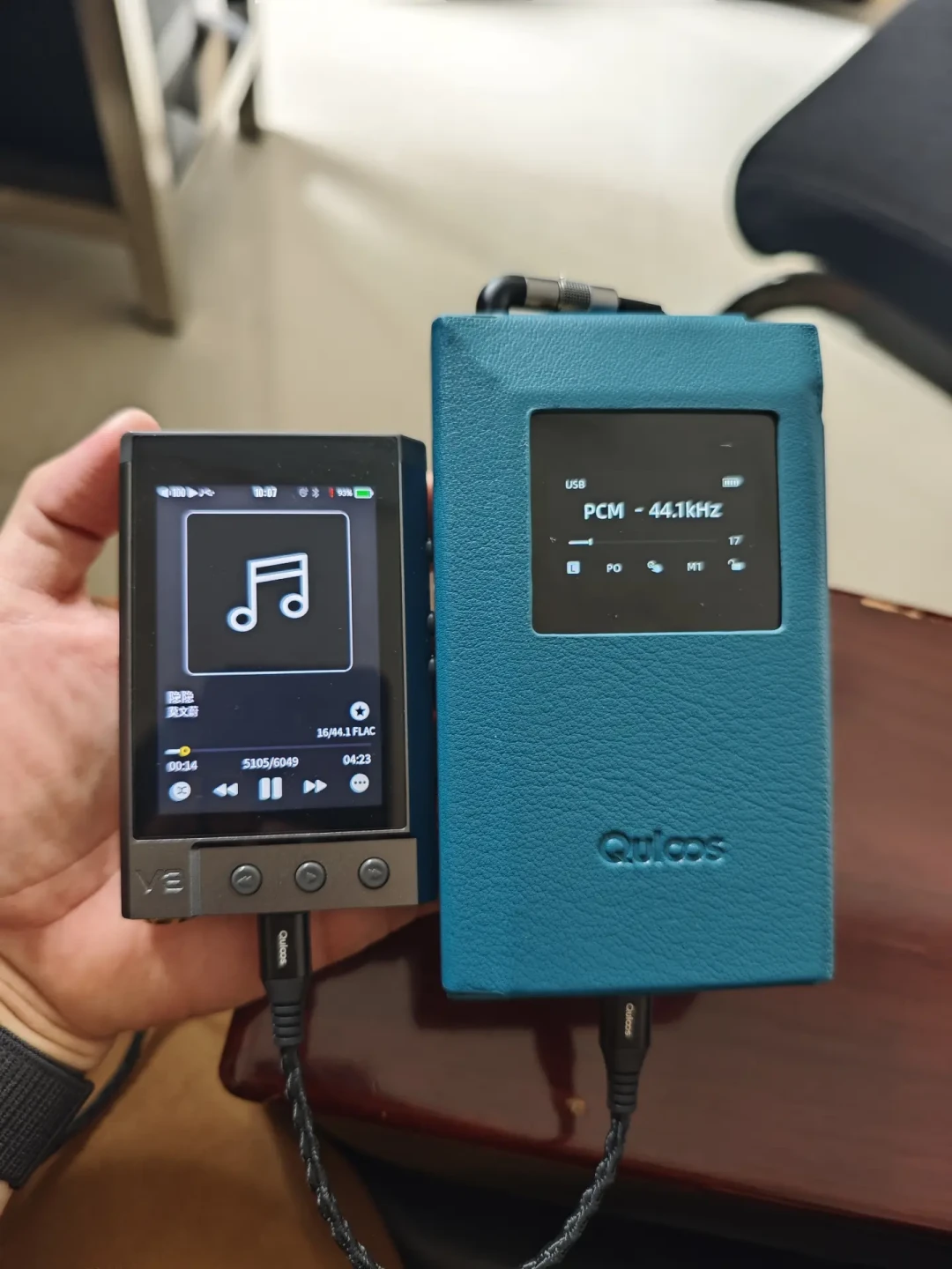 iPad当音源能赢近两千元的转盘?翻了六种音源的真实口碑,整理出谁不用等V3D2