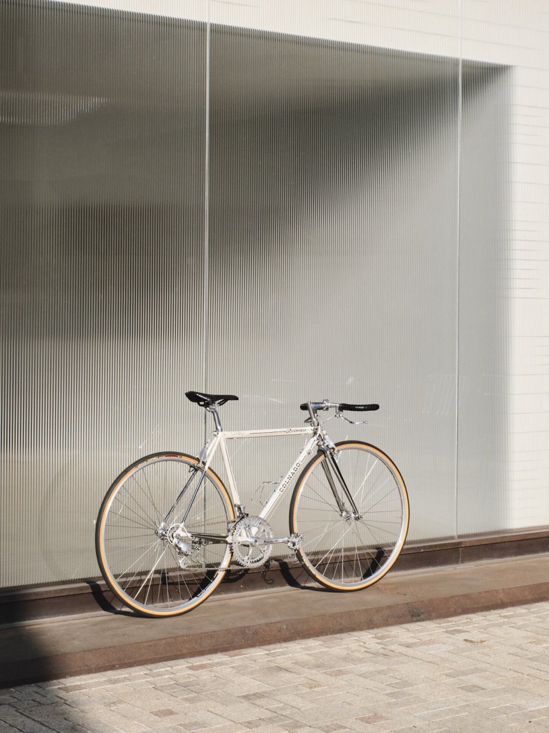 全网都在吵环西,另一拨人正悄悄收40年前的COLNAGO钢架:从几千到1.8万美元,每一档的钱花在哪?