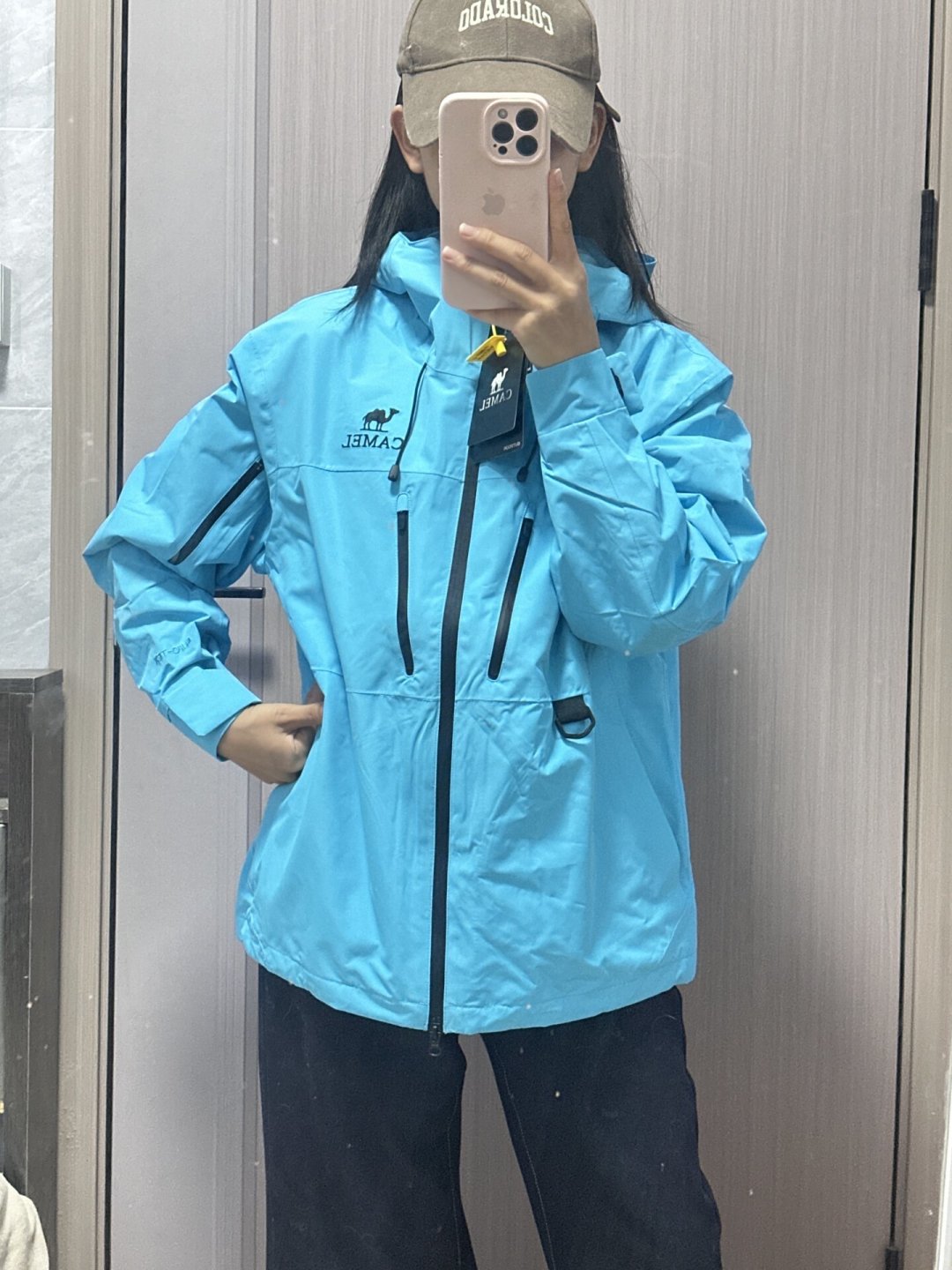 李佳琦8月25日冲锋衣返场,6个品牌49款:光骆驼就17个型号,同款作业价最多差56元,进直播间前先把型号选对