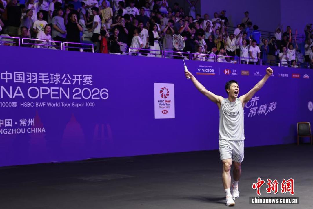 36岁的周天成放话打到38岁去洛杉矶:先别感动,我们来算三笔账