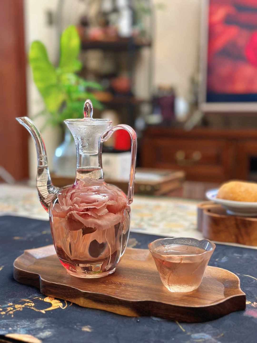 出伏之后,我把10种花果茶配料的禁忌核对了一遍:这几类人真别再接着喝,有些纯属吓自己