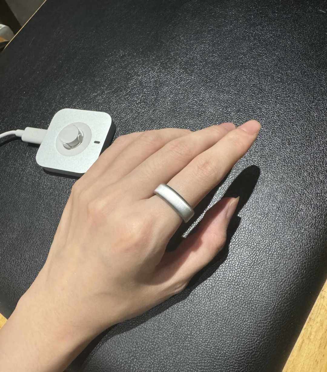 Oura 最快 9 月赴美 IPO,目标估值 160 亿美元:一边被诉一边上市,买戒指前这 3 件事该知道了