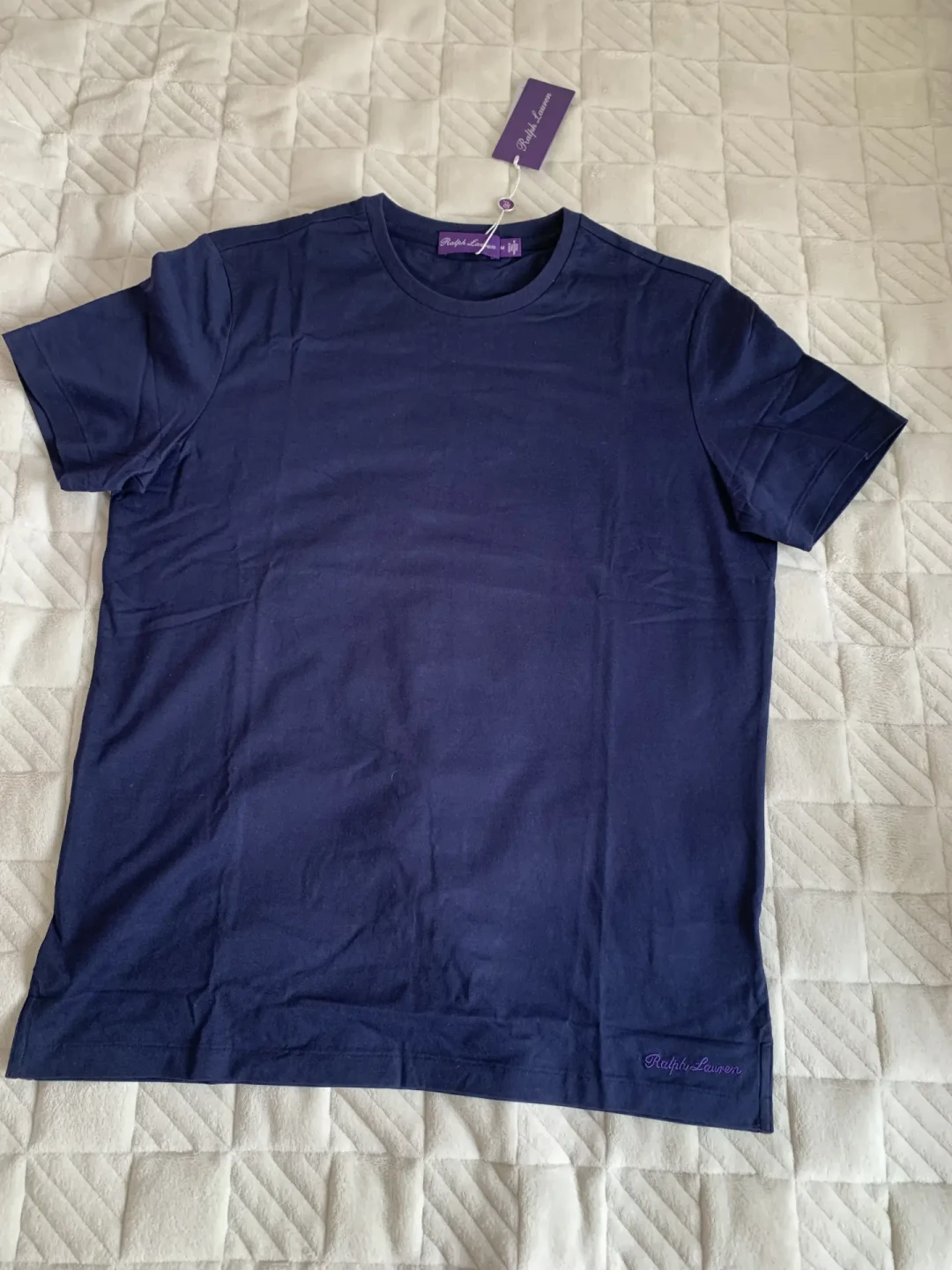 拉夫劳伦紫标的2900元白T和6万皮衣:哪些是品牌税,哪些是面料钱?