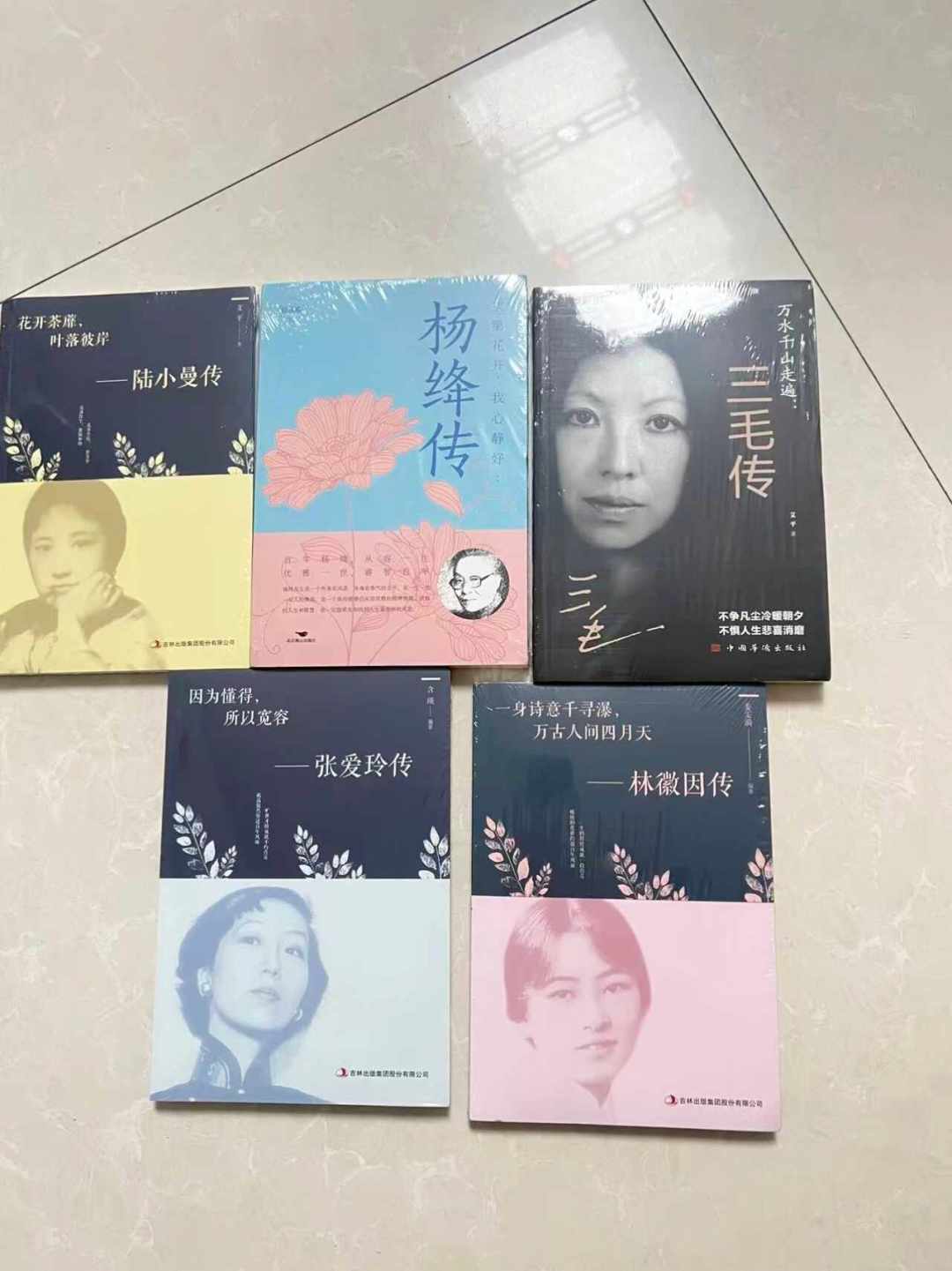 “重新认识林徽因”这波来了：舞剧开票、辟谣帖刷屏，买传记前先分清这6个版本