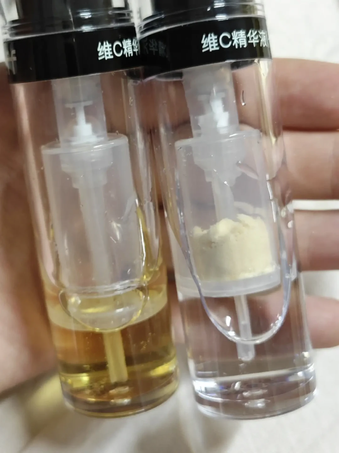 全网都在用VC粉DIY美白，有人打卡两个月反而越用越黄：问题就出在