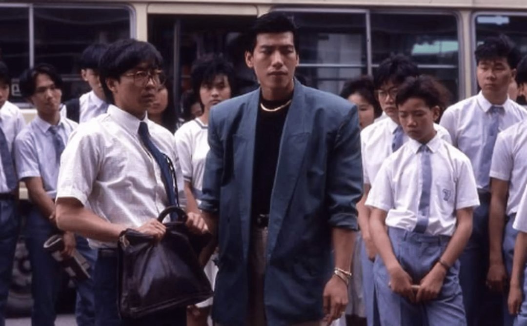 《学校风云》全球首张4K碟发售，被删结尾38年后重见天日，港片迷值不值得冲