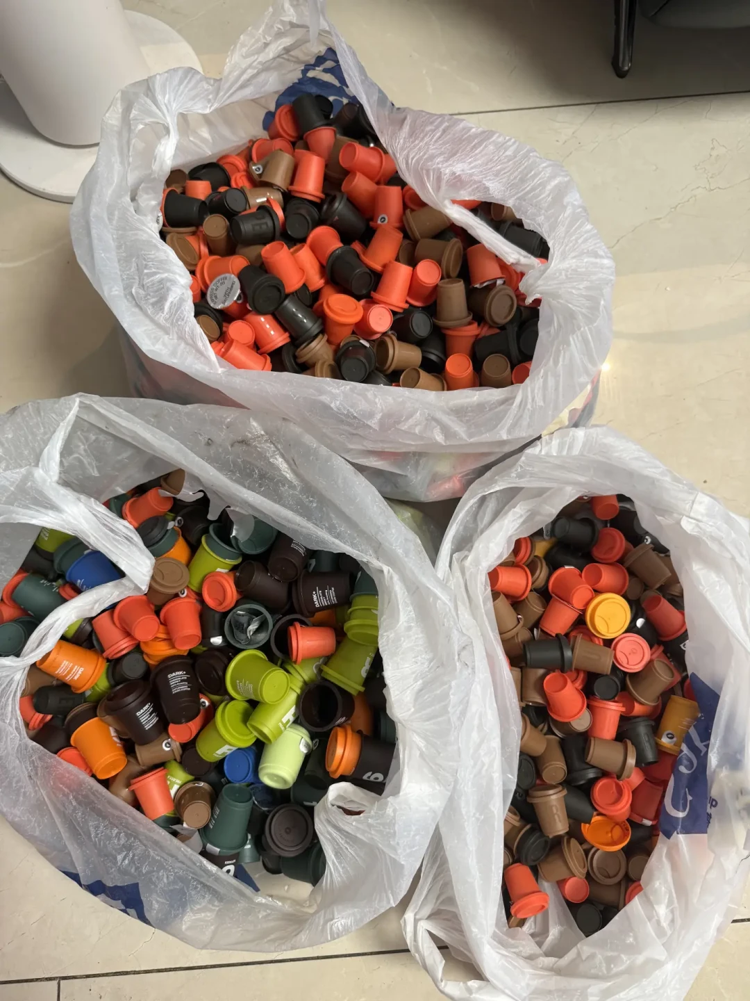 返航点悄悄没了，能量悄悄过期：三顿半的老用户，正在这个夏天离开