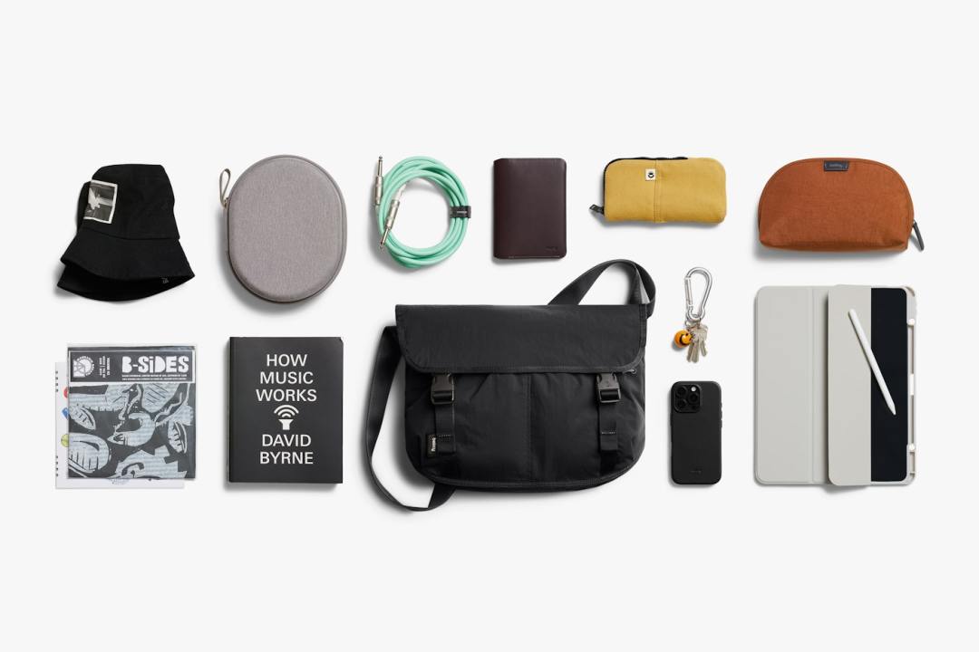 苹果悄悄上架了一只849元的Bellroy:400g、能装14寸本、带AirTag插袋,但有三类人我劝你别买