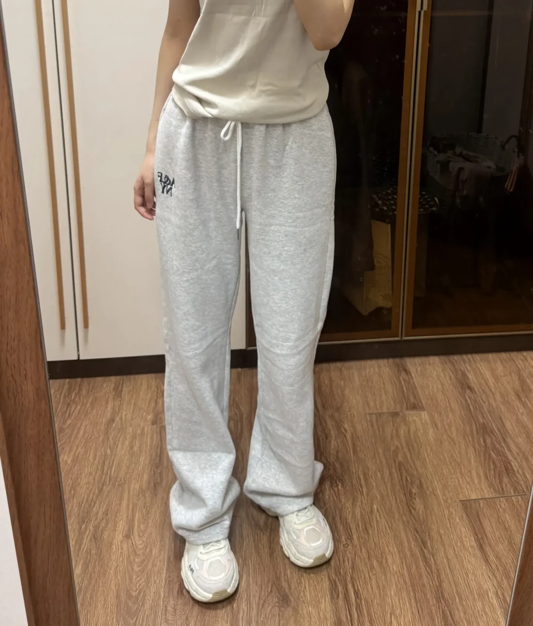 腰围粗了常规牛仔裤扣不上?AF裤子微胖版型攻略:选什么版型、什么价入手